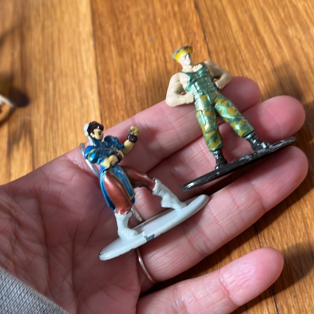 Street Fighter metal figs figurines set some signs of use & play see pic 6 total - Picture 4 of 4